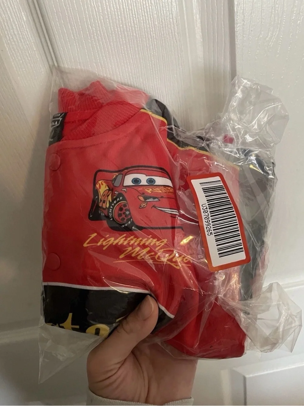 NWT Disney Pixar Cars 4T Size Rust-eze Lightning McQueen Red Kids Racing Jacket